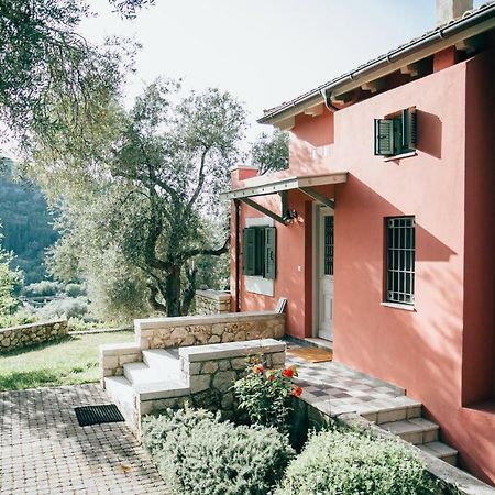 La Casa Rossa Villa Áyios Nikítas Екстериор снимка