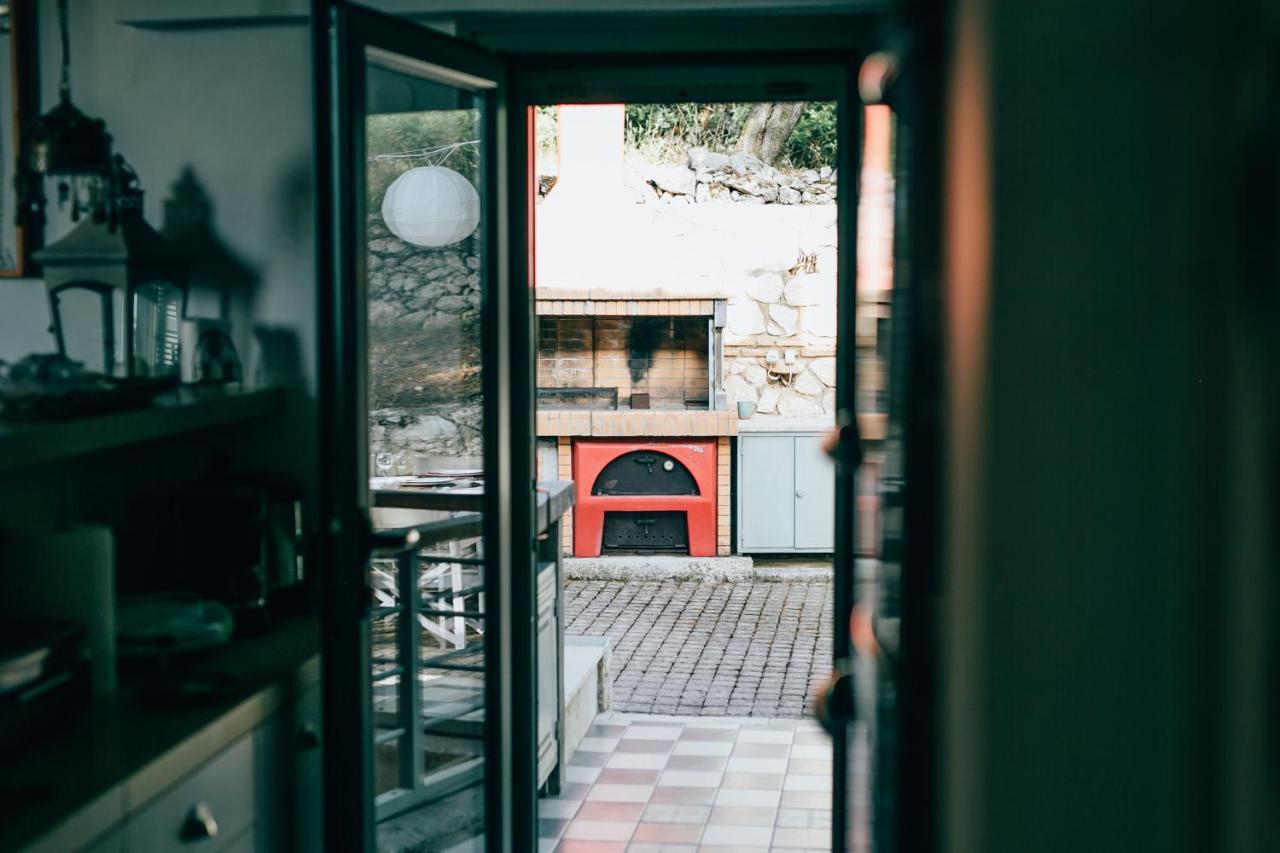La Casa Rossa Villa Áyios Nikítas Екстериор снимка