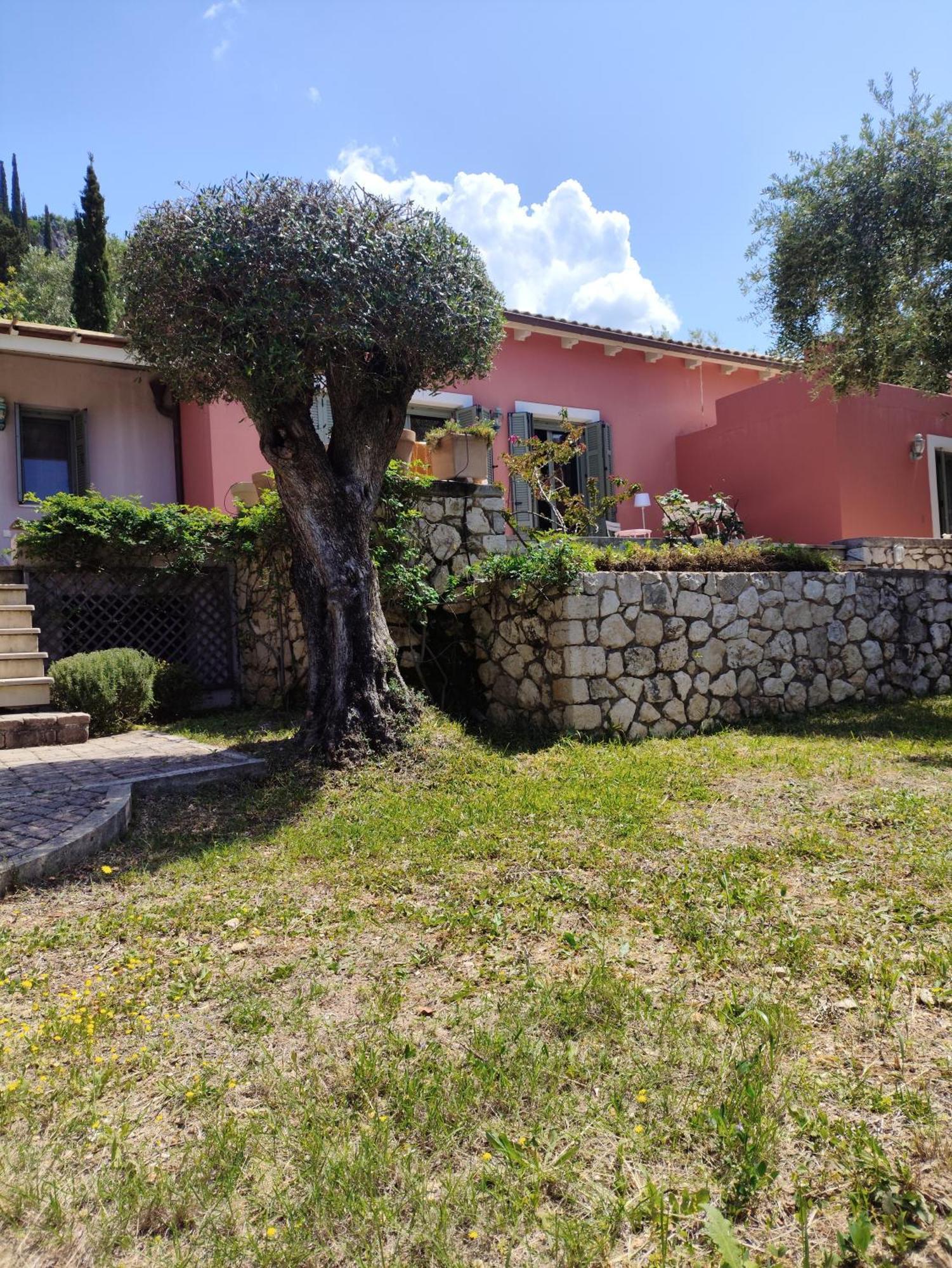 La Casa Rossa Villa Áyios Nikítas Екстериор снимка